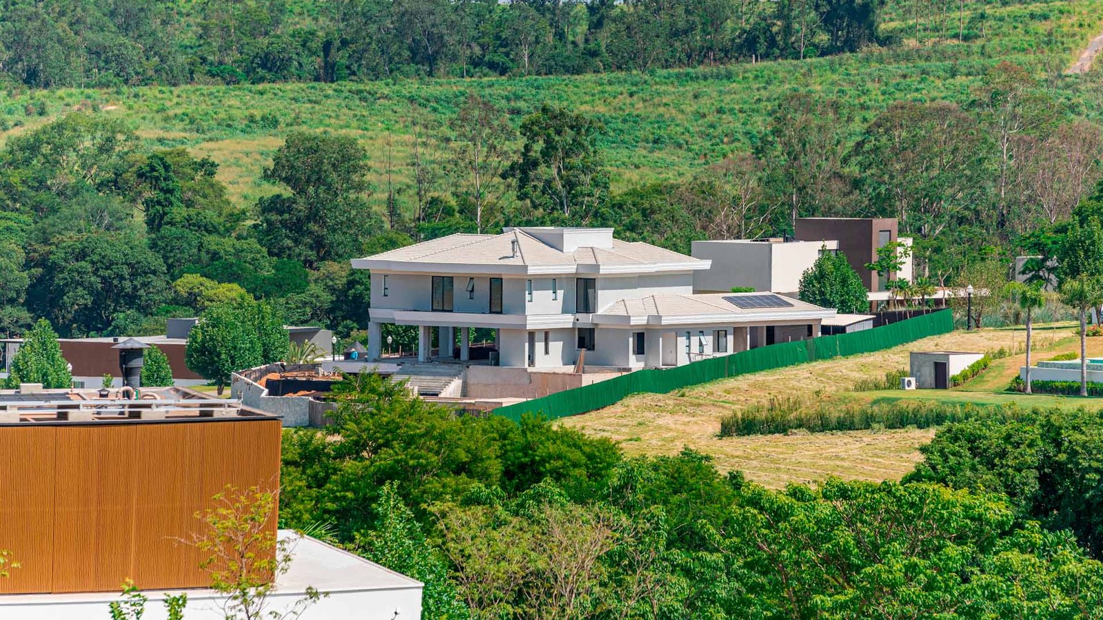 Como criar espaços de lazer em sua casa de campo