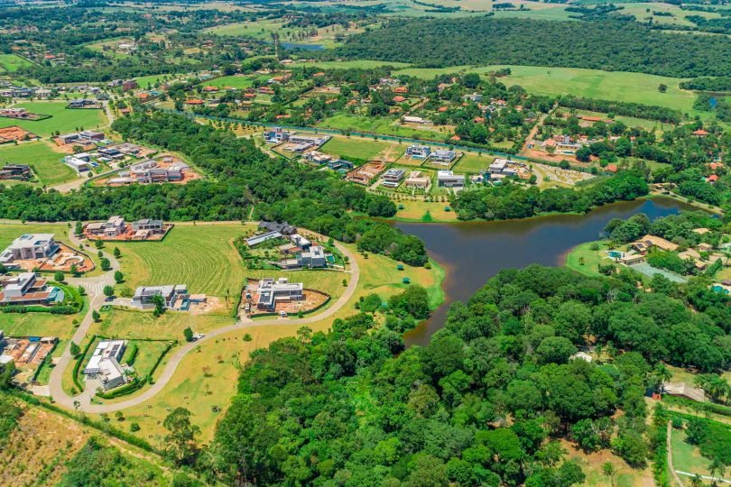 A diferença na qualidade de vida em condomínios de luxo